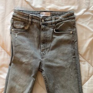 Women’s Size 6 Zara skinny jeans